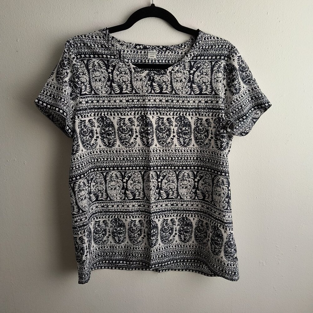 Old Navy Printed Navy and White Blouse